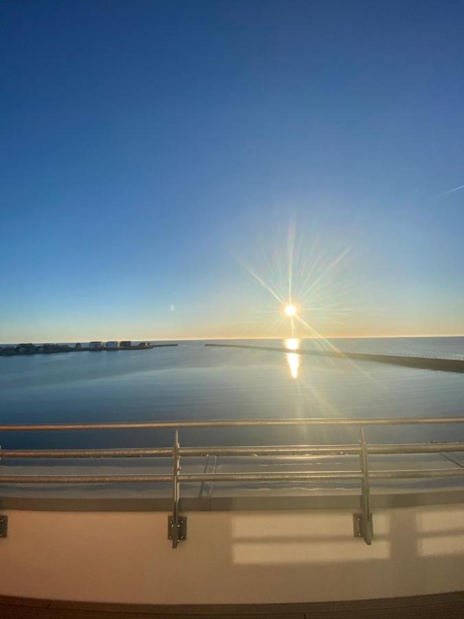 Penthouse Hygge Meerblick Am Strand 奥尔本尼兹 外观 照片